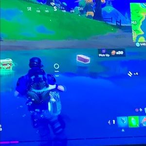 Meet your Posher, Davis